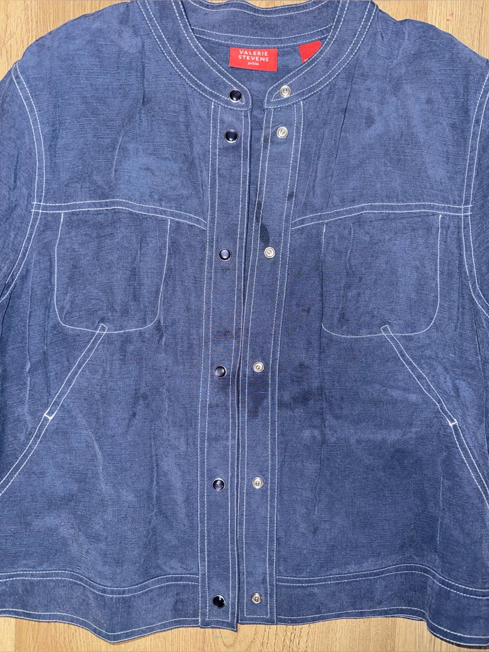 Light weight jacket - Picture 2 of 6